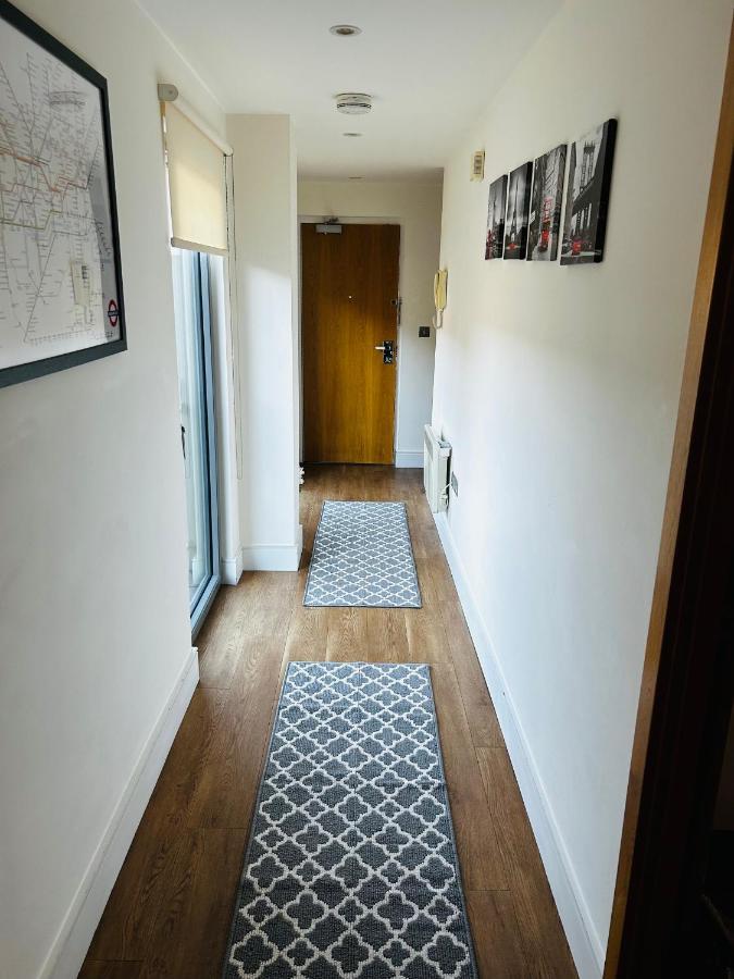 Spacious 3-Bed 3-Bath Luxury Apartment With Balcony Hyde Park London Exterior photo