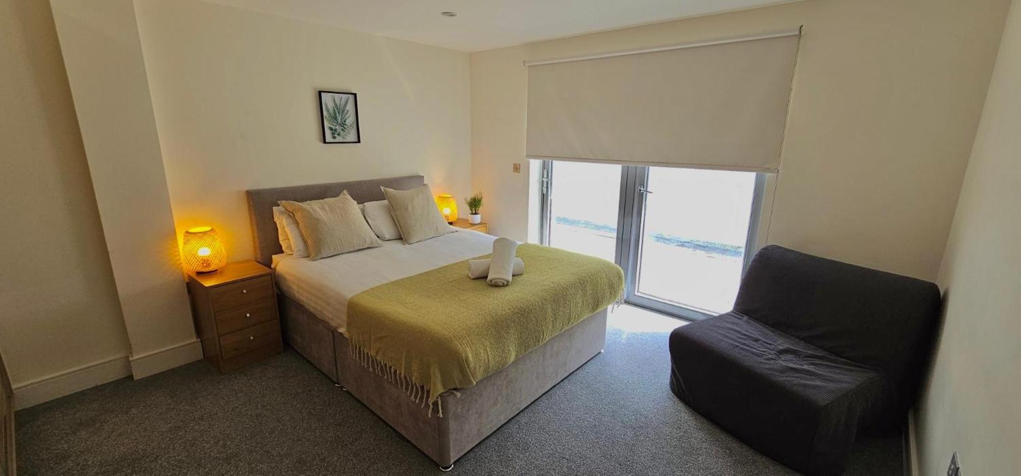 Spacious 3-Bed 3-Bath Luxury Apartment With Balcony Hyde Park London Exterior photo